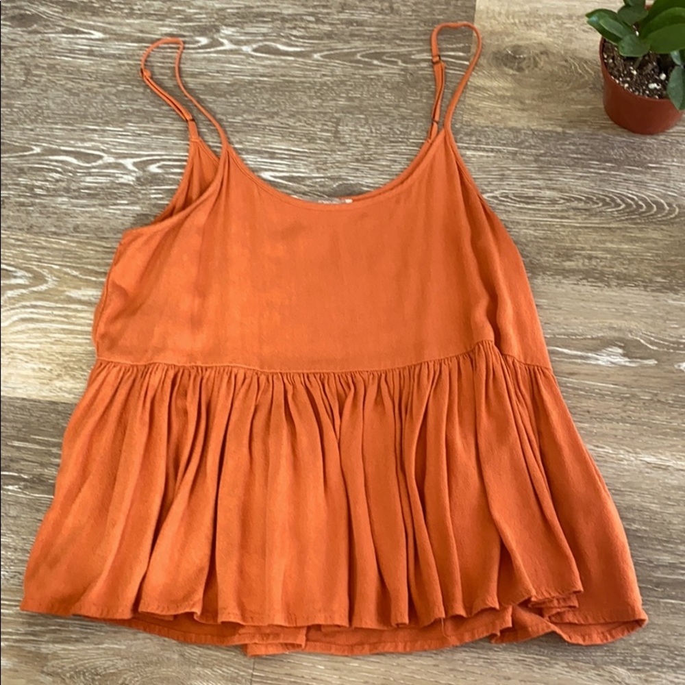 Orange lightweight tank